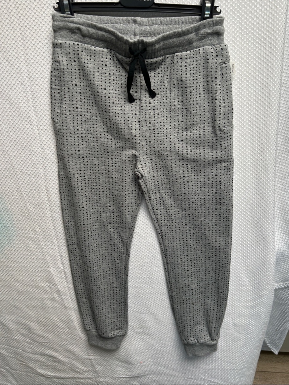 Miles Organic Cotton Gray Knit Drawstring Casual Joggers. NWT